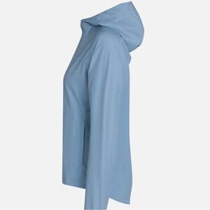 WOMEN'S‎ COMMUTER JACKET
Water-Resistant, Reflective Jacket